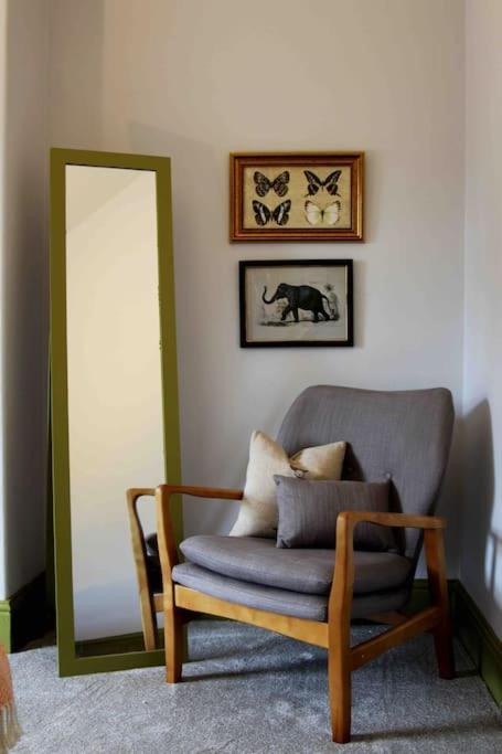 Lincoln Apartment Freshly Renovated Common Views Burton  Exteriör bild
